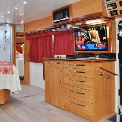 Evolution 280SL Kitchen